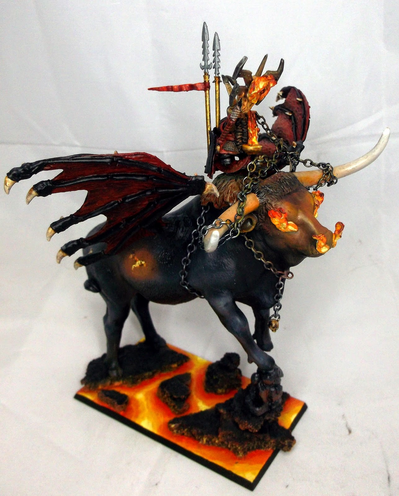 Таурас Warhammer